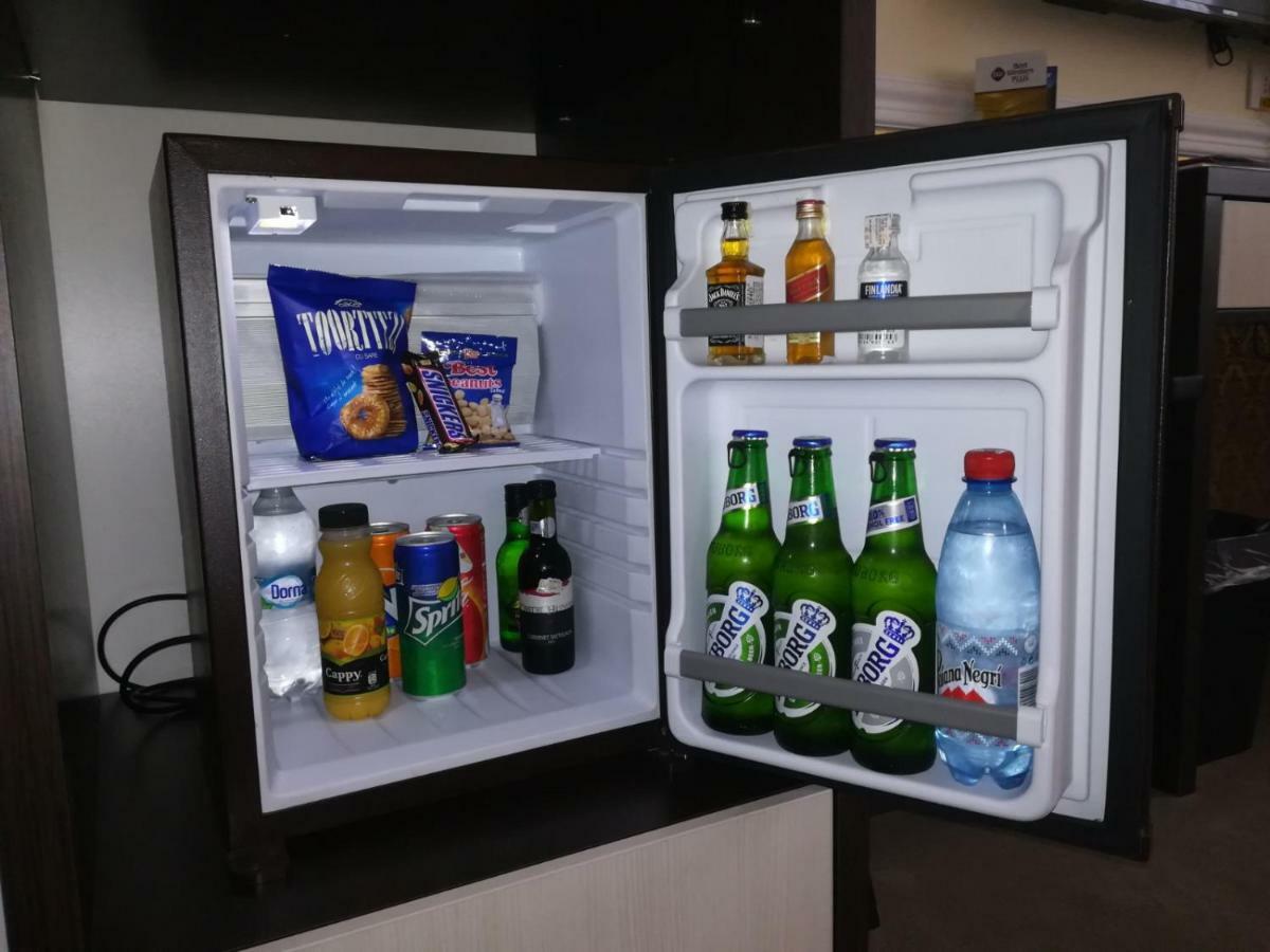 Best Western Plus Briston Otopeni Quarto foto